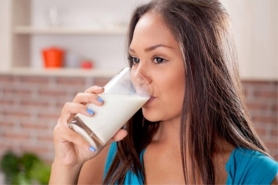 Những thực phẩm cực tốt nhưng ăn, uống cùng sữa có thể thành độc dược