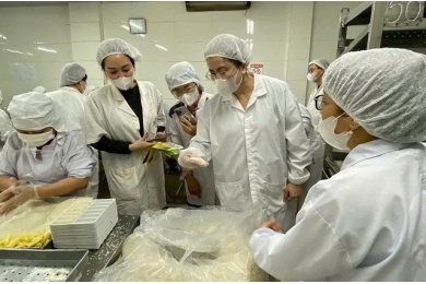 Hà Nội tăng cường kiểm soát an toàn thực phẩm tại cơ sở, sẵn sàng cho các sự kiện lớn