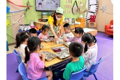 Số hóa để chặn thực phẩm bẩn vào bếp ăn trường học